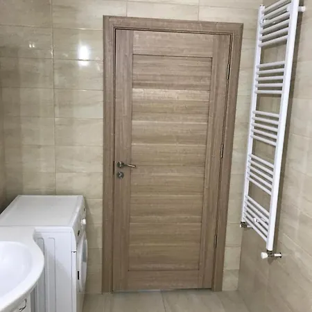 R&s Apartman *